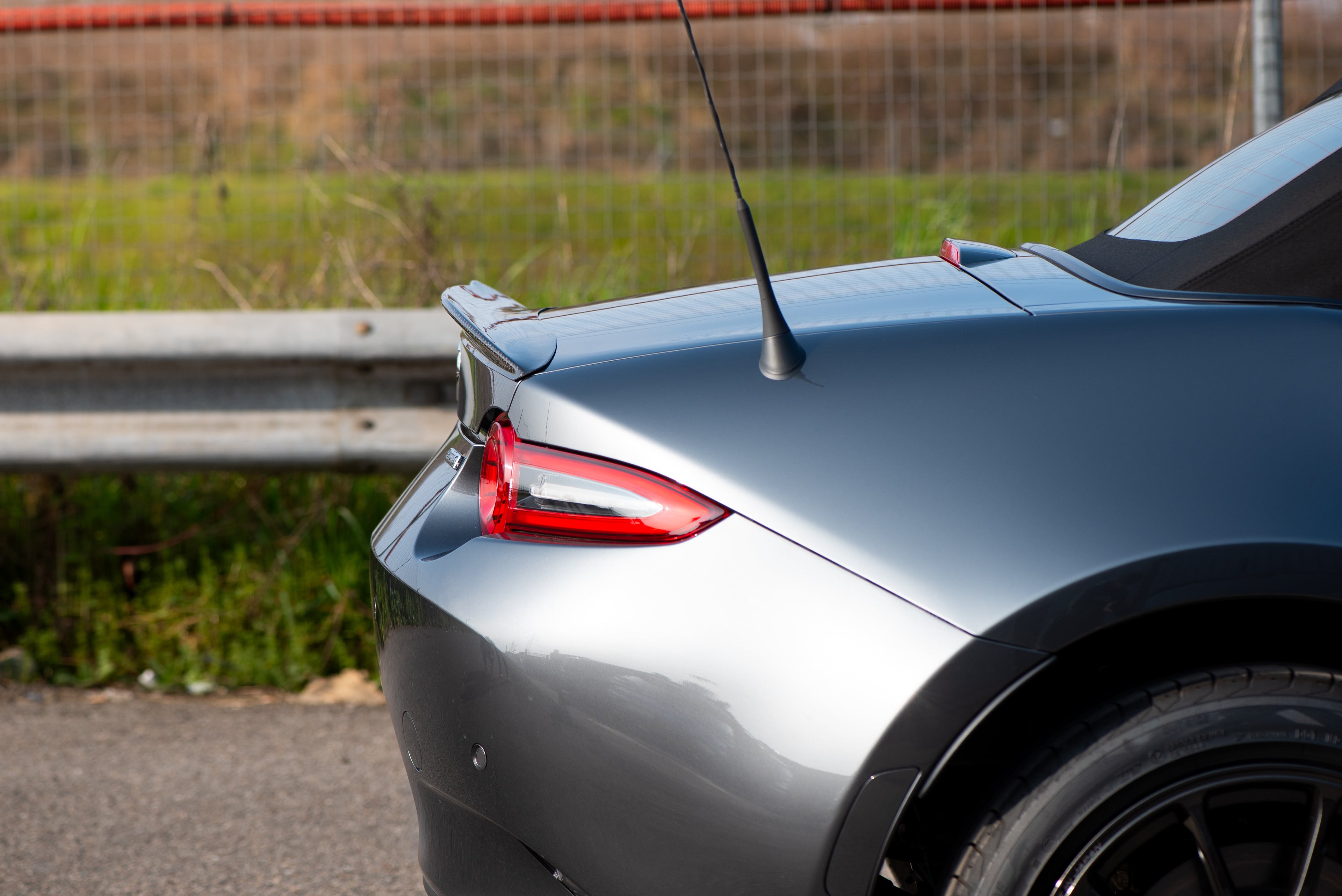 Spoiler in fibra di carbonio ducktail - Mazda MX5 ND